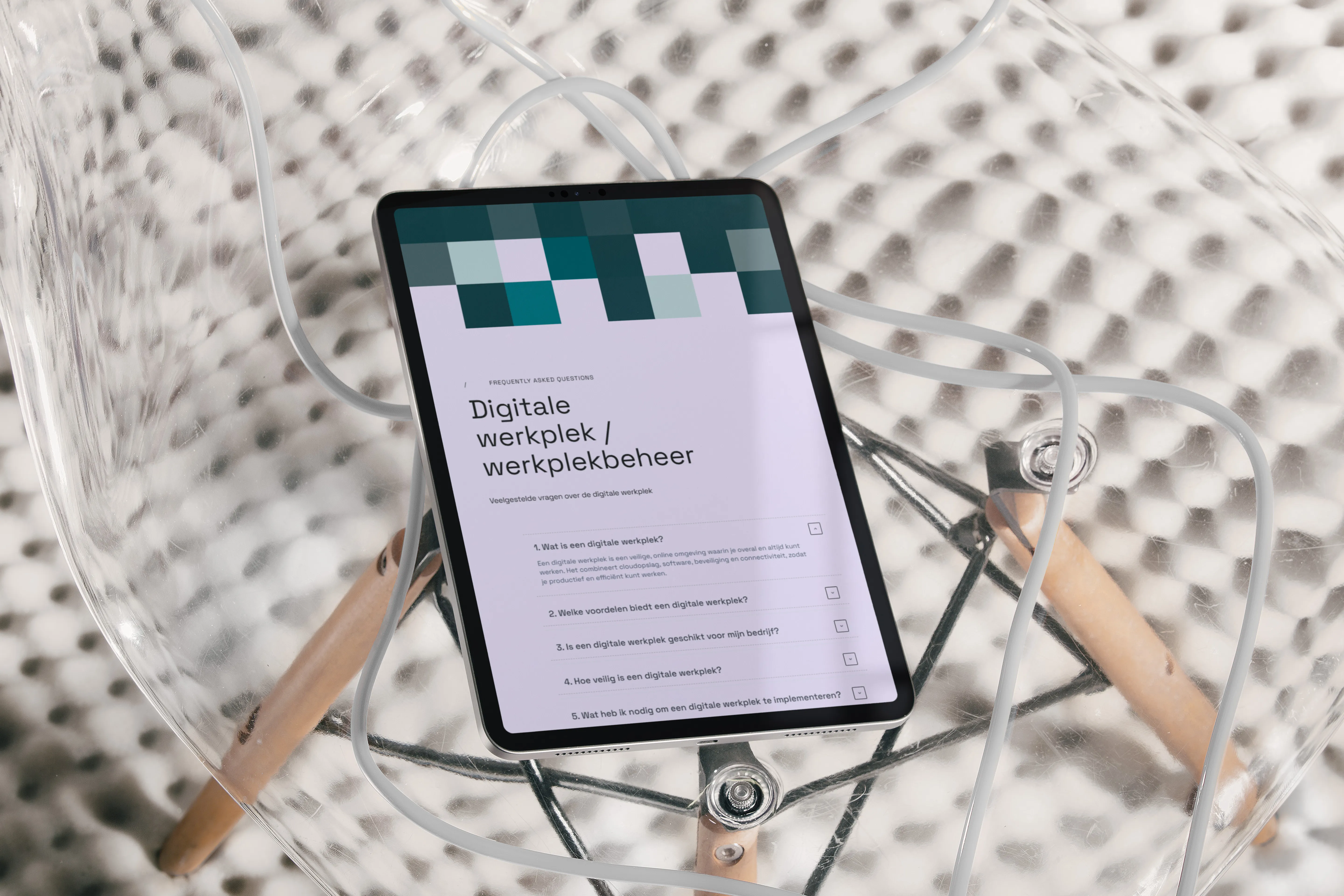 Webdesign m4dapplications FAQ section tablet - design by SocialTrustLabs